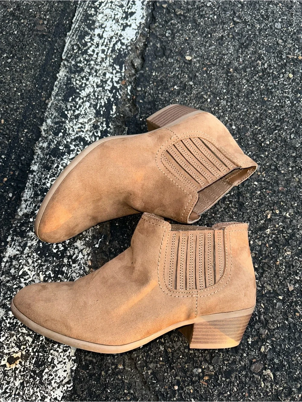 American Eagle Ankle Boots - Chelsea Style womens 8W